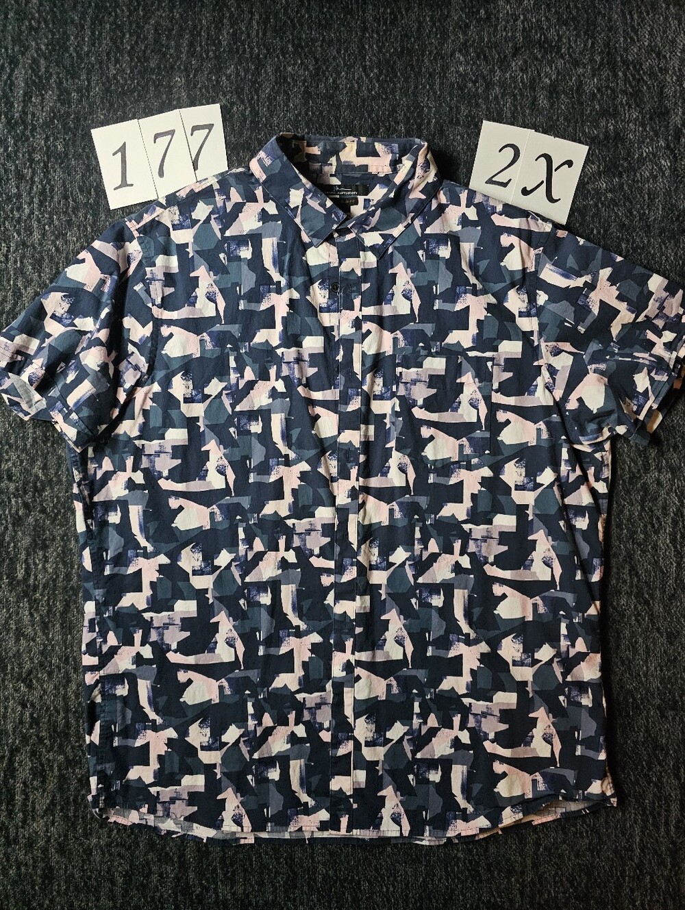 Marc Anthony Short Sleeve Button-Up Shirt - Navy & Light Pink Geometric Print